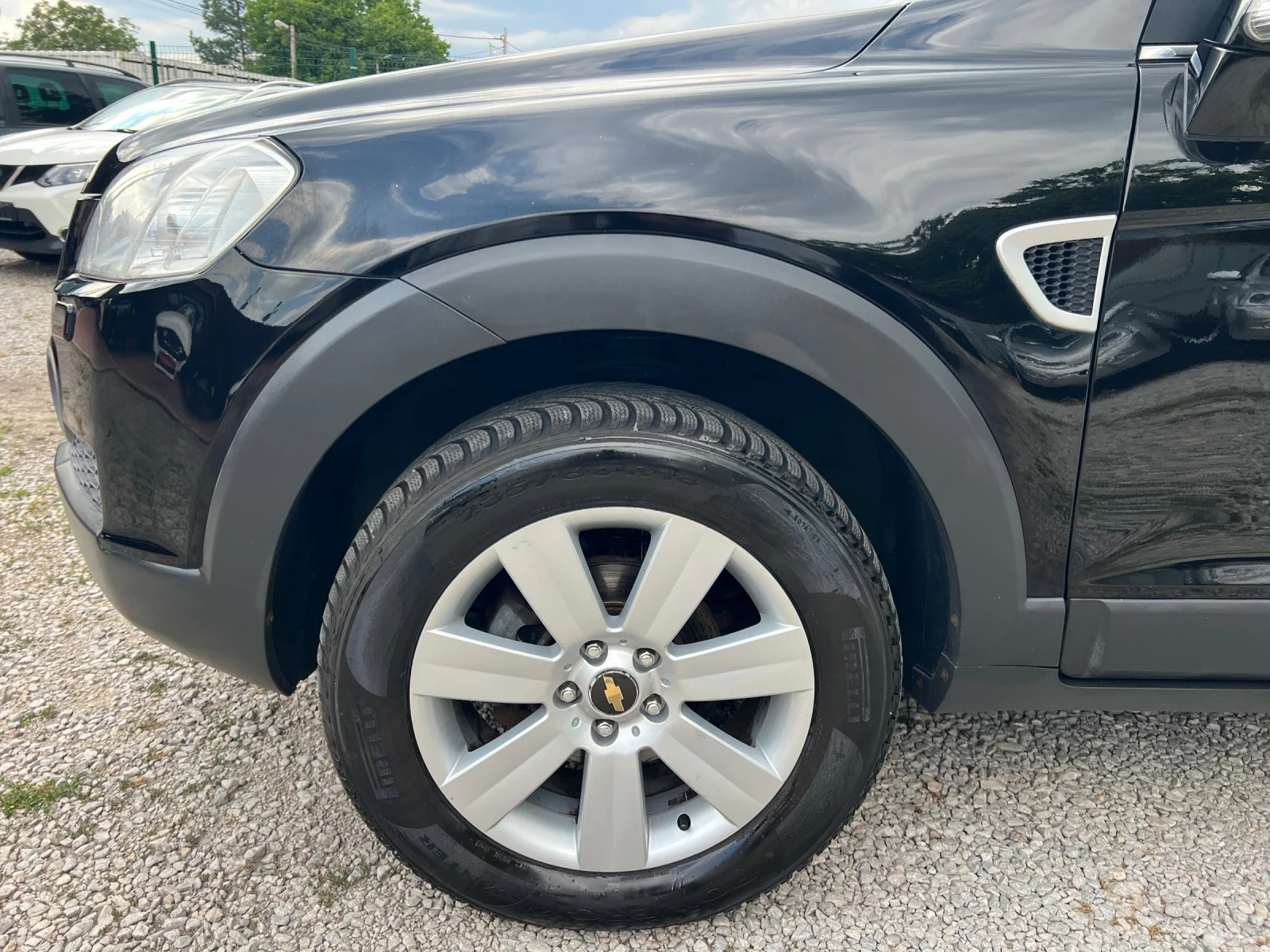 Chevrolet Captiva 3.2 V6 * 4x4* ШВЕЙЦАРИЯ* НАВИ* 7МЕСТА* , снимка 9 - Автомобили и джипове - 55325417