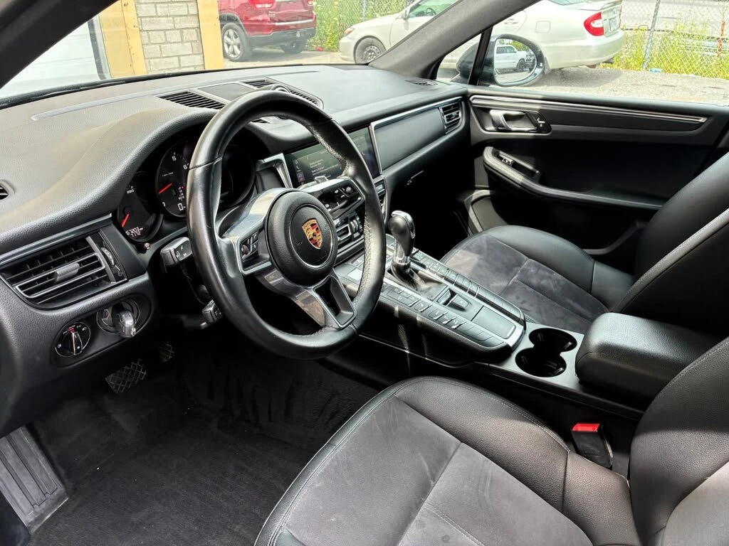 Porsche Macan 2.0, снимка 7 - Автомобили и джипове - 55655536