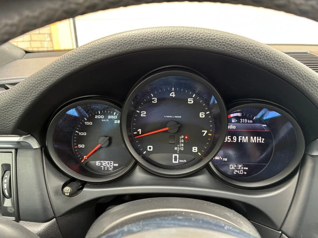 Porsche Macan 2.0, снимка 10 - Автомобили и джипове - 55655536