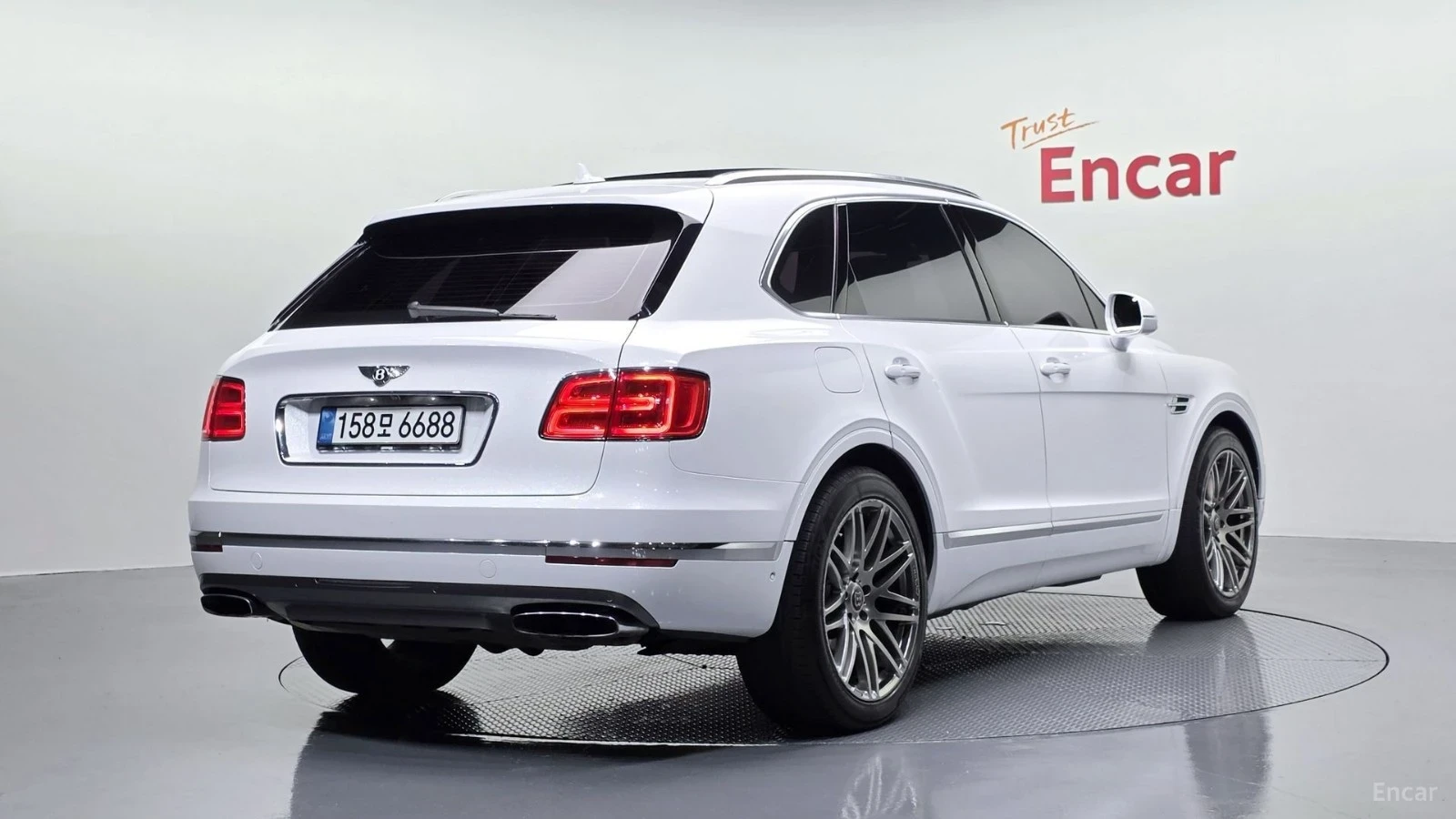 Bentley Bentayga 6.0 W12 Luxury Spec. 360  Adaptive Cruise Control | Mobile.bg � ����������� 2