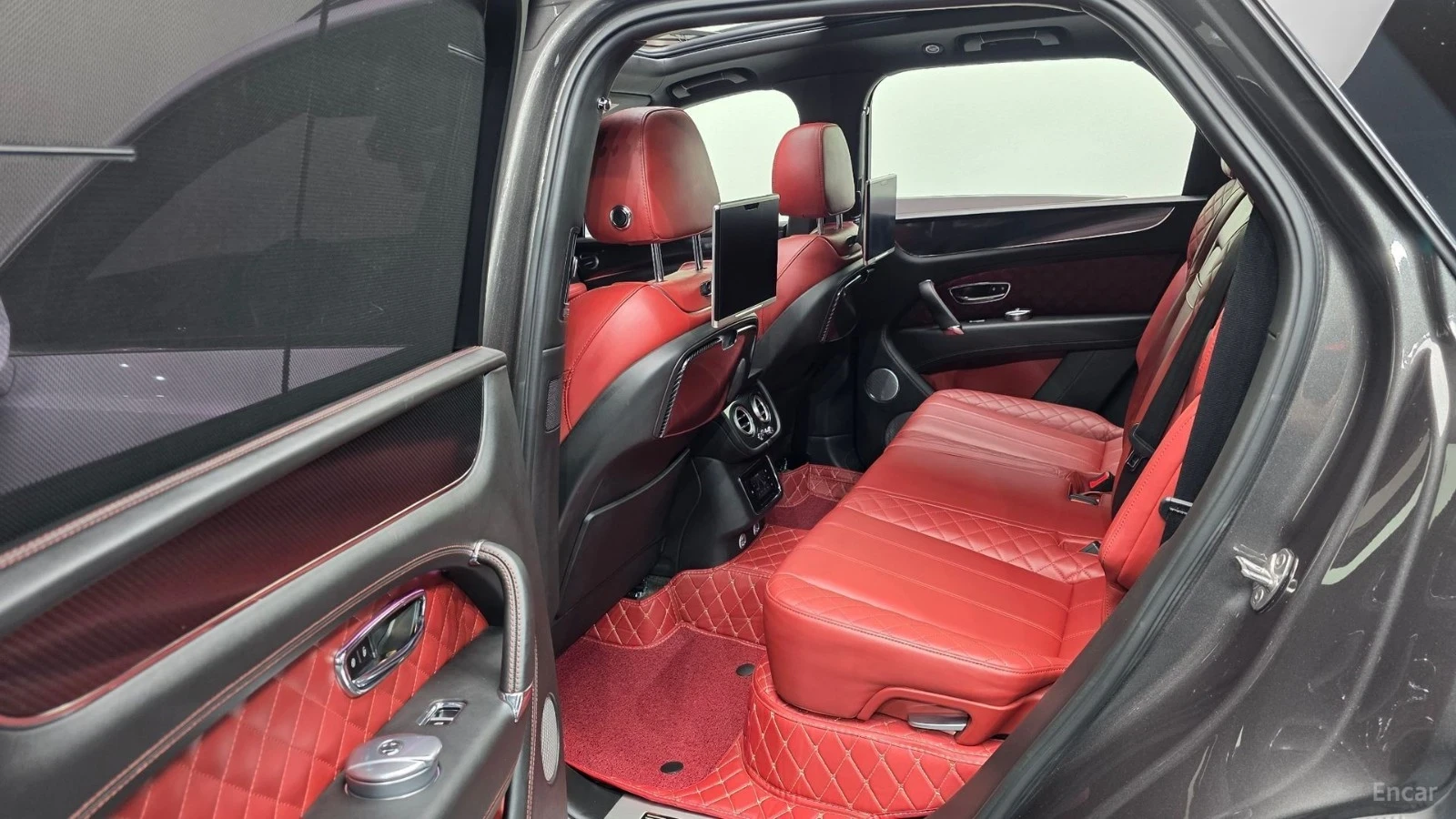 Bentley Bentayga 6.0 W12 Luxury Spec. 360  Adaptive Cruise Control | Mobile.bg � ����������� 12