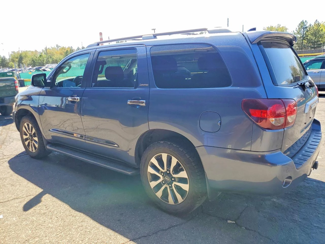 Toyota Sequoia 5.7l Limited, снимка 2 - Автомобили и джипове - 56042855