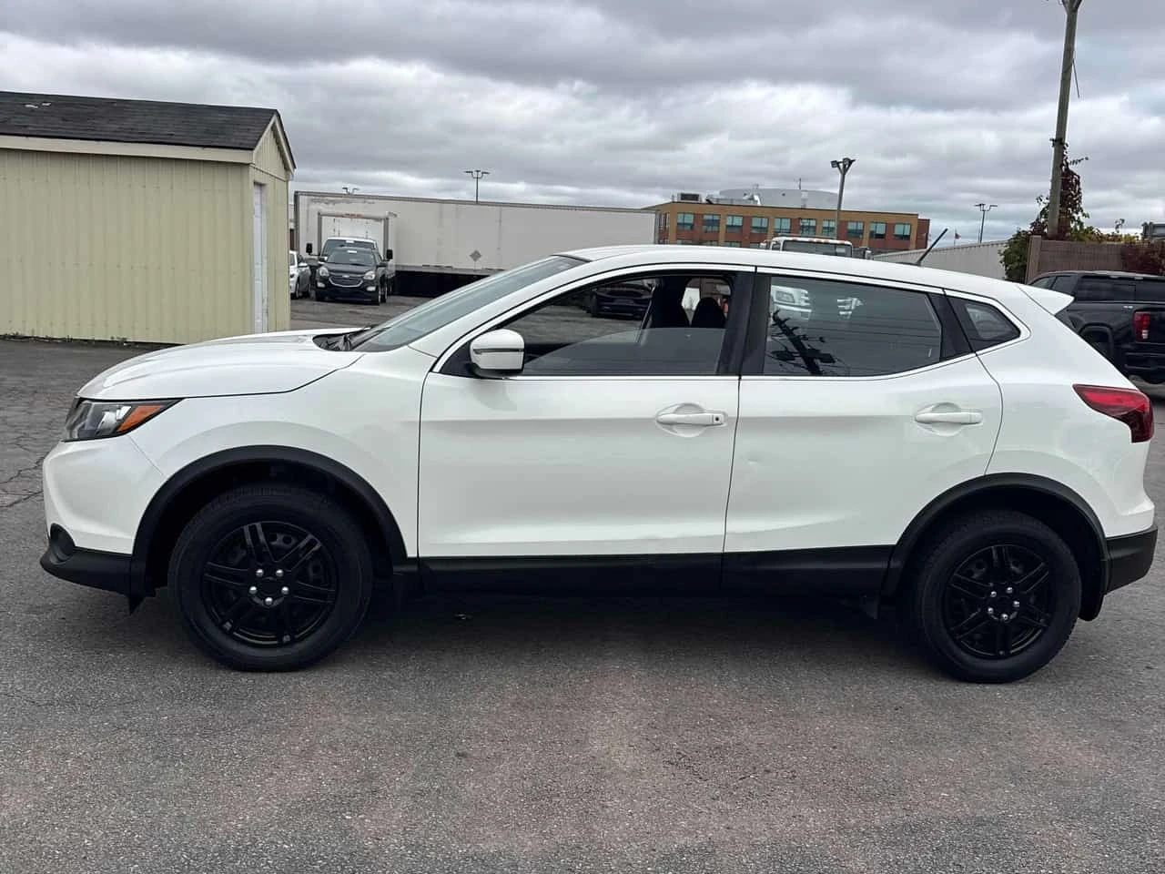 Nissan Qashqai * FWD * CARFAX *  | Mobile.bg � ����������� 2