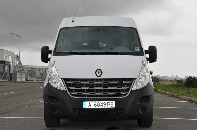 Renault Master 2, 3 CDI, снимка 2 - Бусове и автобуси - 45543782