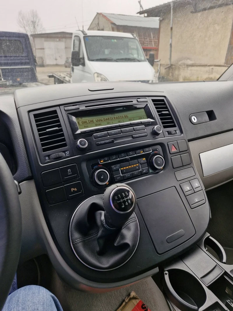 VW Multivan 4x4 2.0 140кс  Швейцария, снимка 11 - Бусове и автобуси - 48920677