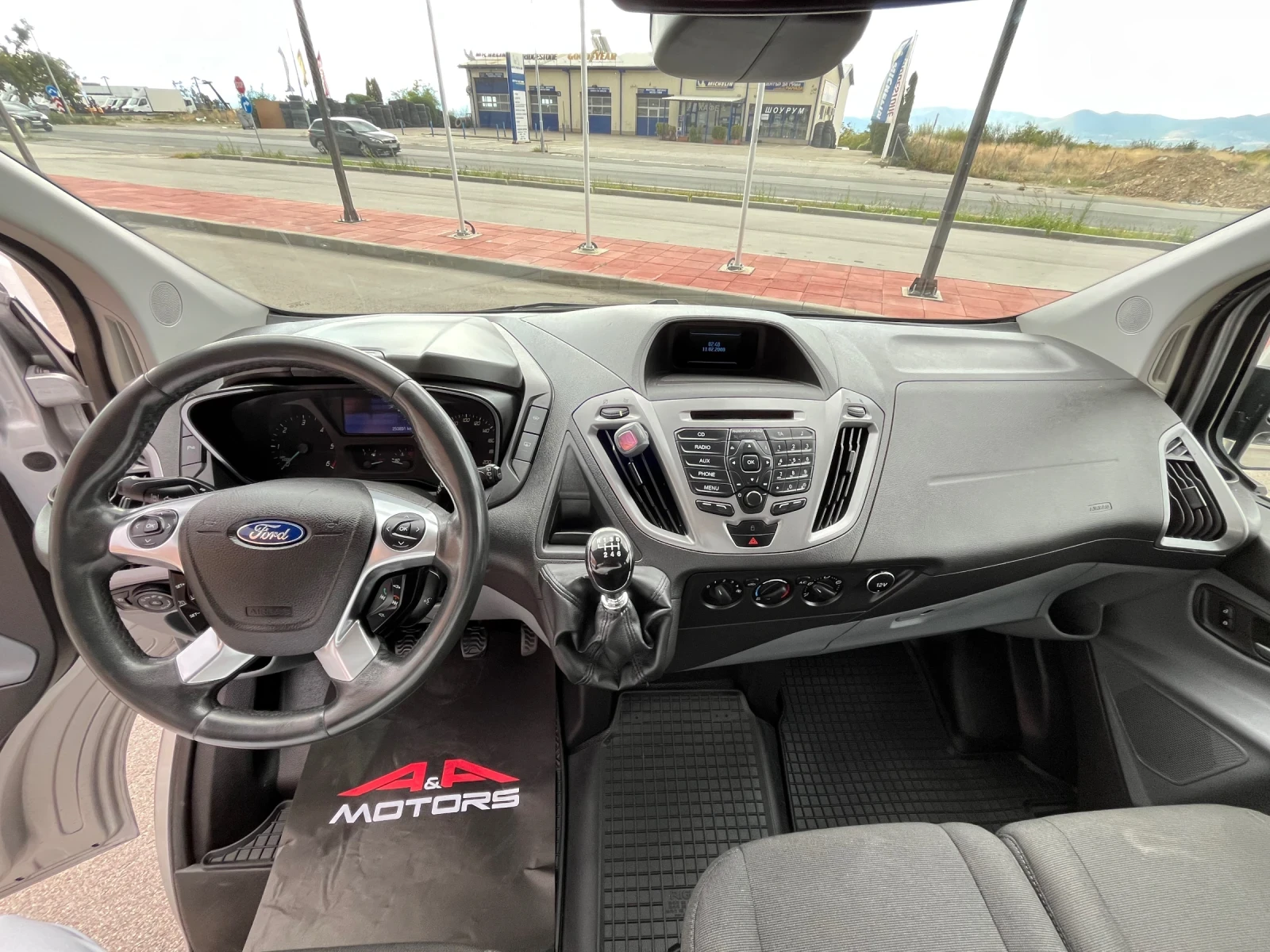 Ford Transit Custom 2.2-155к.с.;9-МЕСТА;ДЪЛГА БАЗА;КЛИМА;NAVI;ТЕМПОМАТ - изображение 8