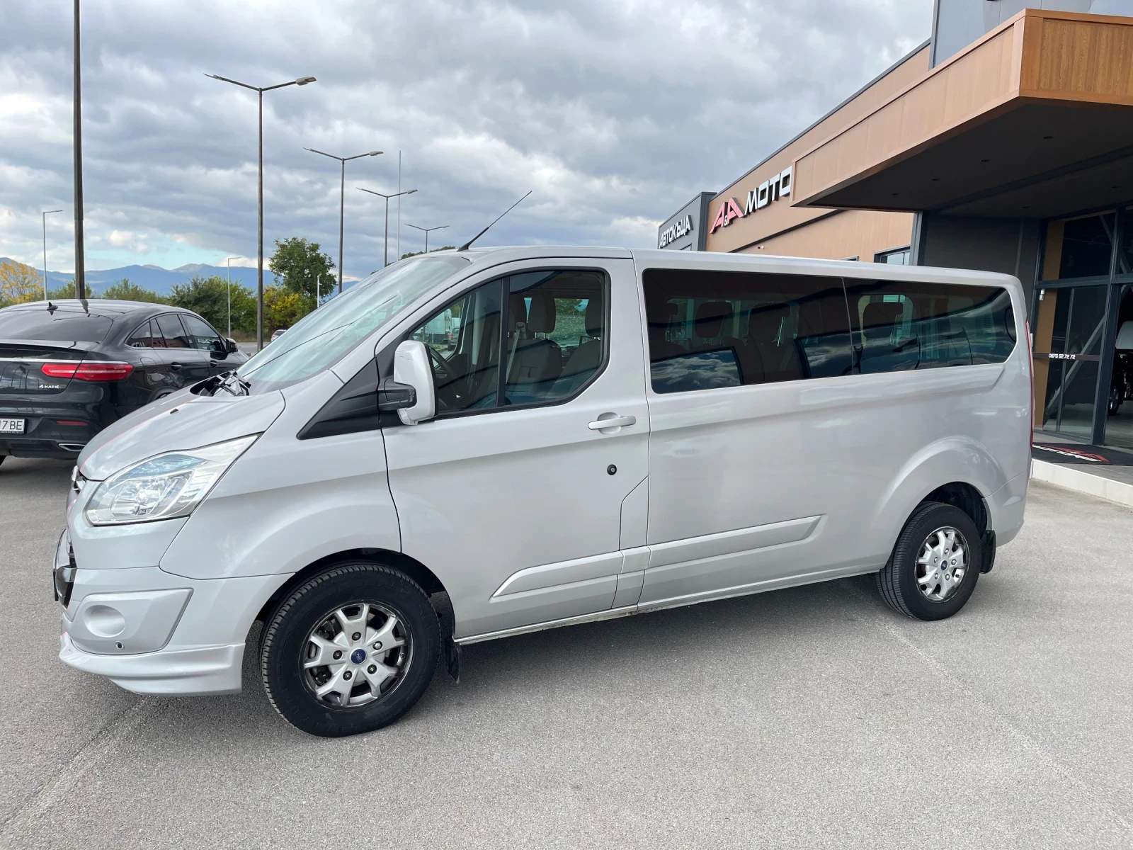 Ford Transit Custom 2.2-155к.с.;9-МЕСТА;ДЪЛГА БАЗА;КЛИМА;NAVI;ТЕМПОМАТ - изображение 2
