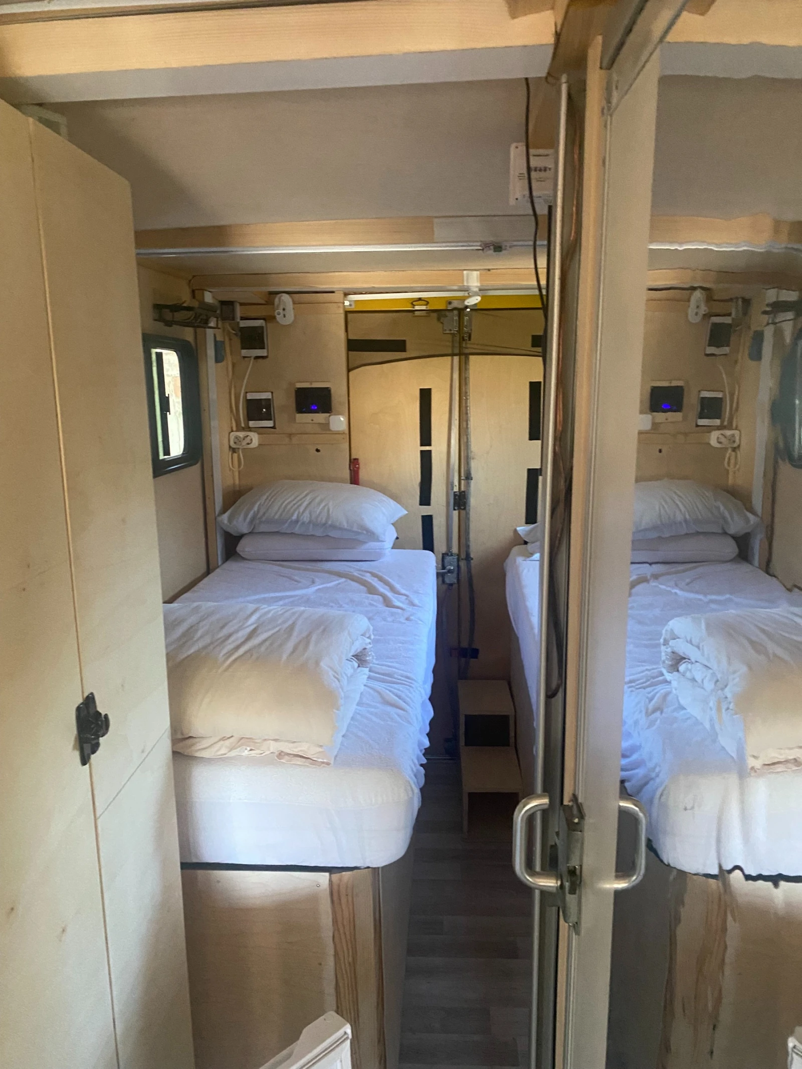 ������ ����� 35�11 | Mobile.bg � ����������� 10