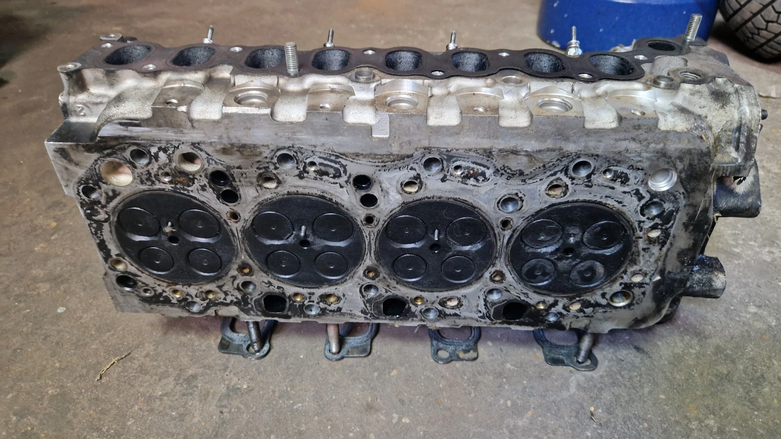 Продавам глава за Toyota Corola Verso, снимка 3 - Части - 54991790