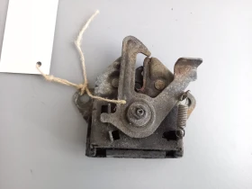 Ключалка преден капак Мазда Примаси 