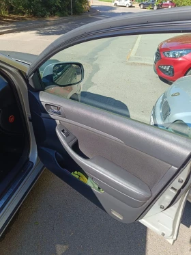 Toyota Avensis, снимка 12