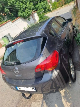 Обява за продажба на Opel Astra J ~4 000 лв. - изображение 1