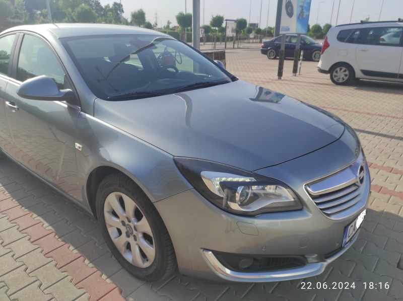 Opel Insignia, снимка 5 - Автомобили и джипове - 46404420