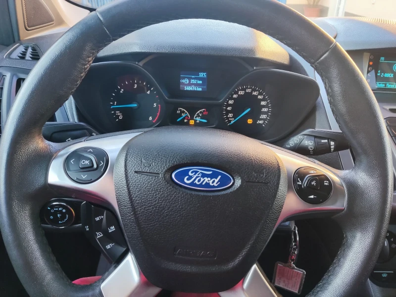 Ford Connect 1.6TDCI Tourneo, снимка 11 - Автомобили и джипове - 49348780