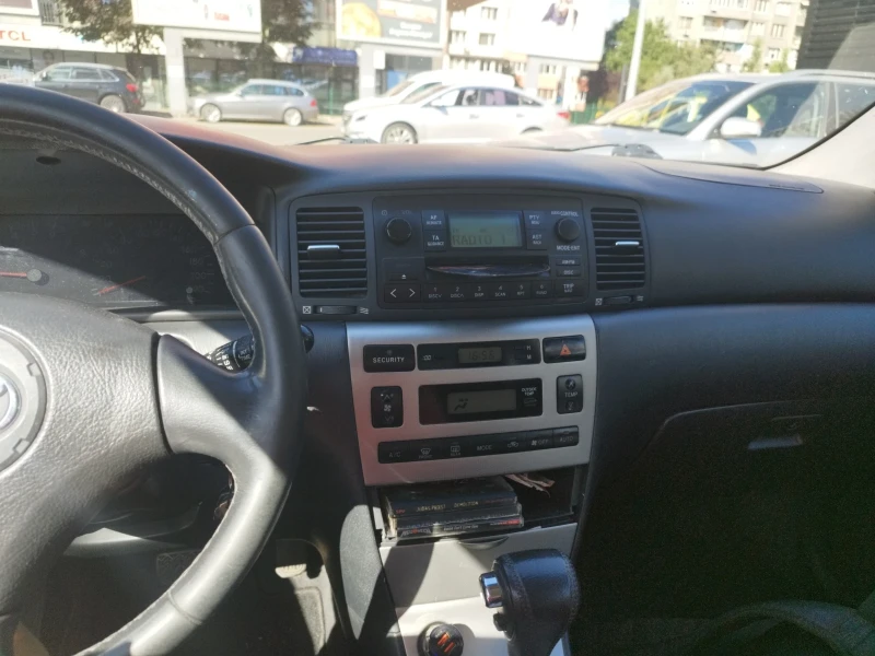 Toyota Corolla Hachbeck, снимка 7 - Автомобили и джипове - 52411759