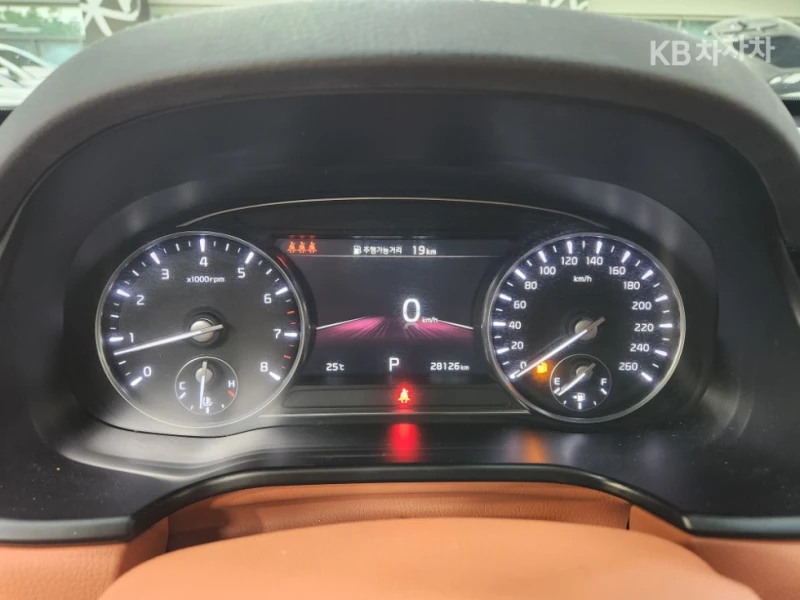 Kia K9 3.8 GDI AWD Platinum ЛИЗИНГ БЕЗ ПЪРВОНАЧАЛНА ВН., снимка 10 - Автомобили и джипове - 52650499