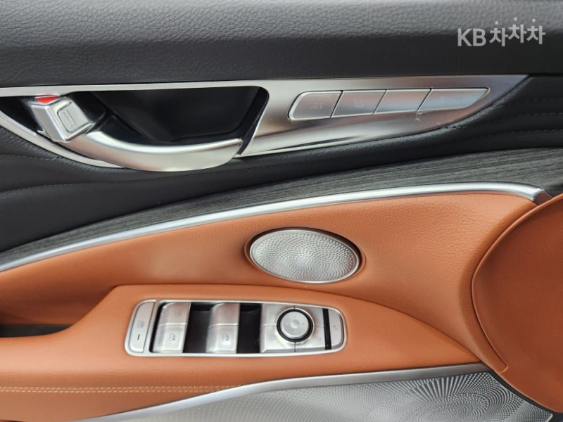 Kia K9 3.8 GDI AWD Platinum ЛИЗИНГ БЕЗ ПЪРВОНАЧАЛНА ВН., снимка 7 - Автомобили и джипове - 52650499