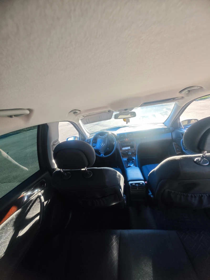 Mercedes-Benz C 200, снимка 7 - Автомобили и джипове - 51896705