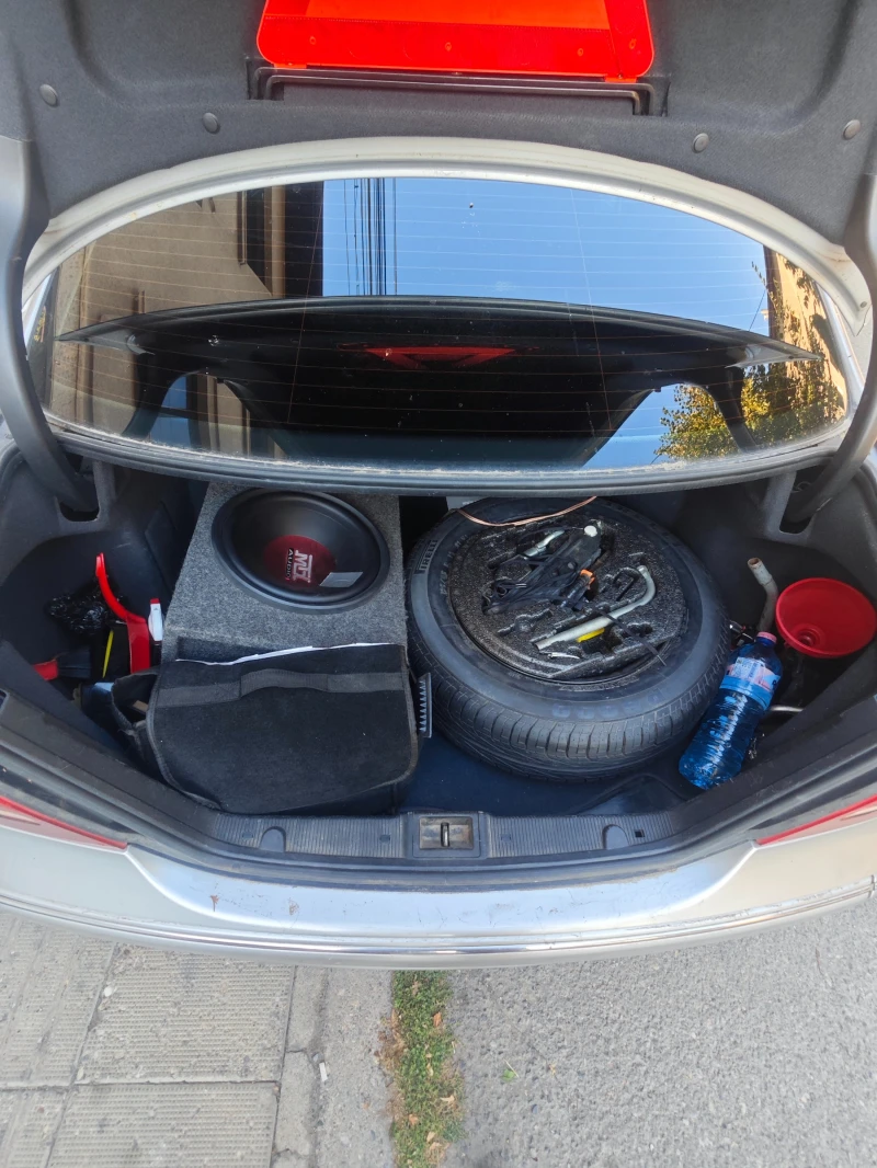 Mercedes-Benz C 200, снимка 10 - Автомобили и джипове - 51896705