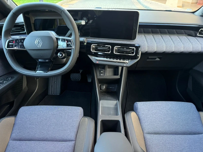 Renault 5 E-tech electric 52 kw гаранционен, снимка 9 - Автомобили и джипове - 52002282