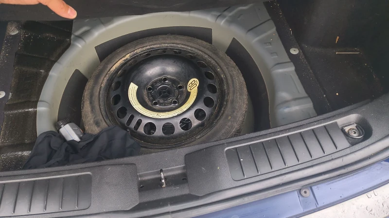 Fiat Croma 1.9 Multijet , снимка 11 - Автомобили и джипове - 52100752