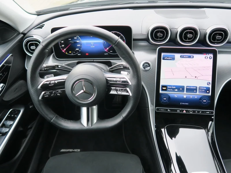 Mercedes-Benz C 300 AMG Line, снимка 4 - Автомобили и джипове - 52368080
