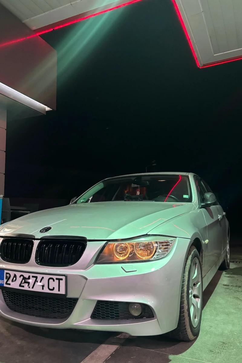 BMW 320, снимка 2 - Автомобили и джипове - 53045306