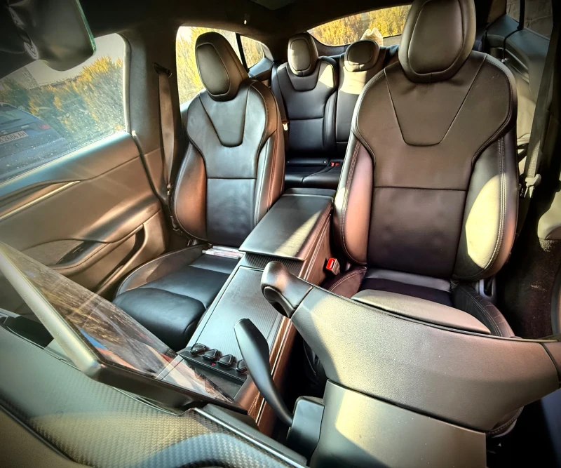 Tesla Model S PLAID, снимка 8 - Автомобили и джипове - 53165976
