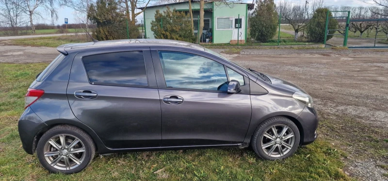 Toyota Yaris 1.4 d4d Италия, снимка 6 - Автомобили и джипове - 53175993