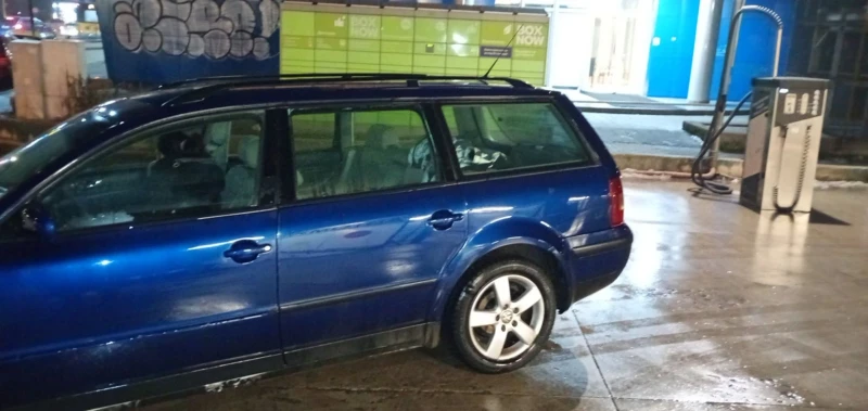 VW Passat, снимка 5 - Автомобили и джипове - 53208043
