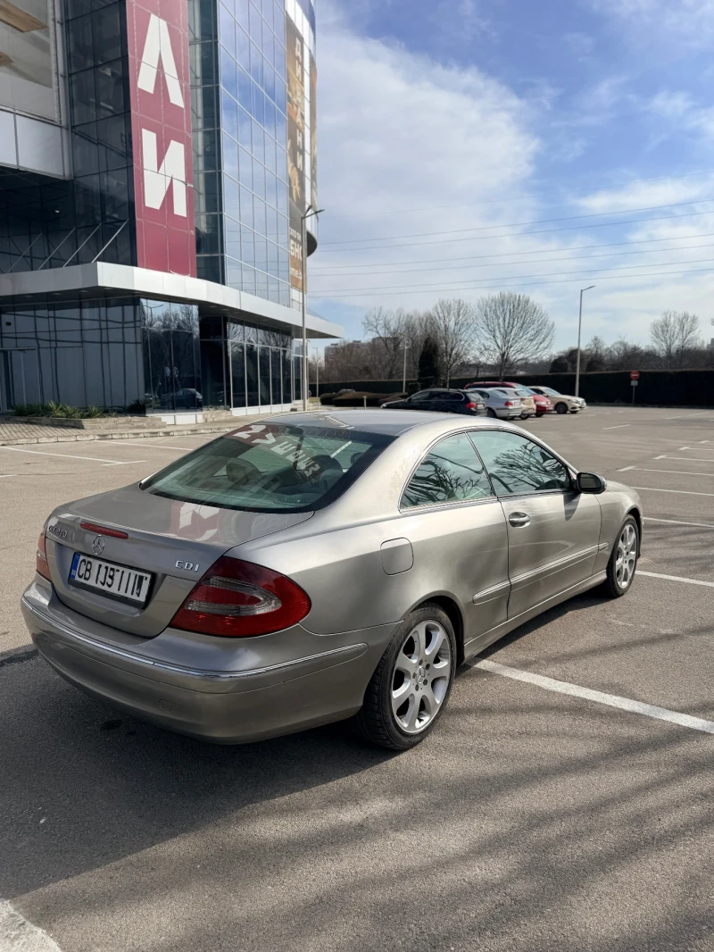 Mercedes-Benz CLK 270cdi, снимка 5 - Автомобили и джипове - 53474456