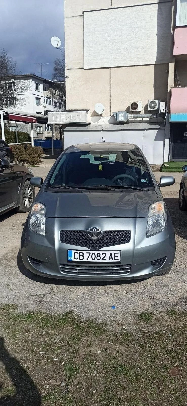 Toyota Yaris 1, 0, снимка 9 - Автомобили и джипове - 47016808