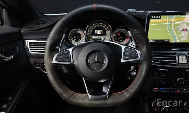 Mercedes-Benz CLS 400 AMG * FACELIFT * ОБДУХВАНЕ * 360 КАМЕРА * , снимка 7 - Автомобили и джипове - 56165186