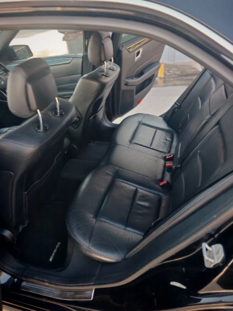 Mercedes-Benz E 220, снимка 10 - Автомобили и джипове - 56656175
