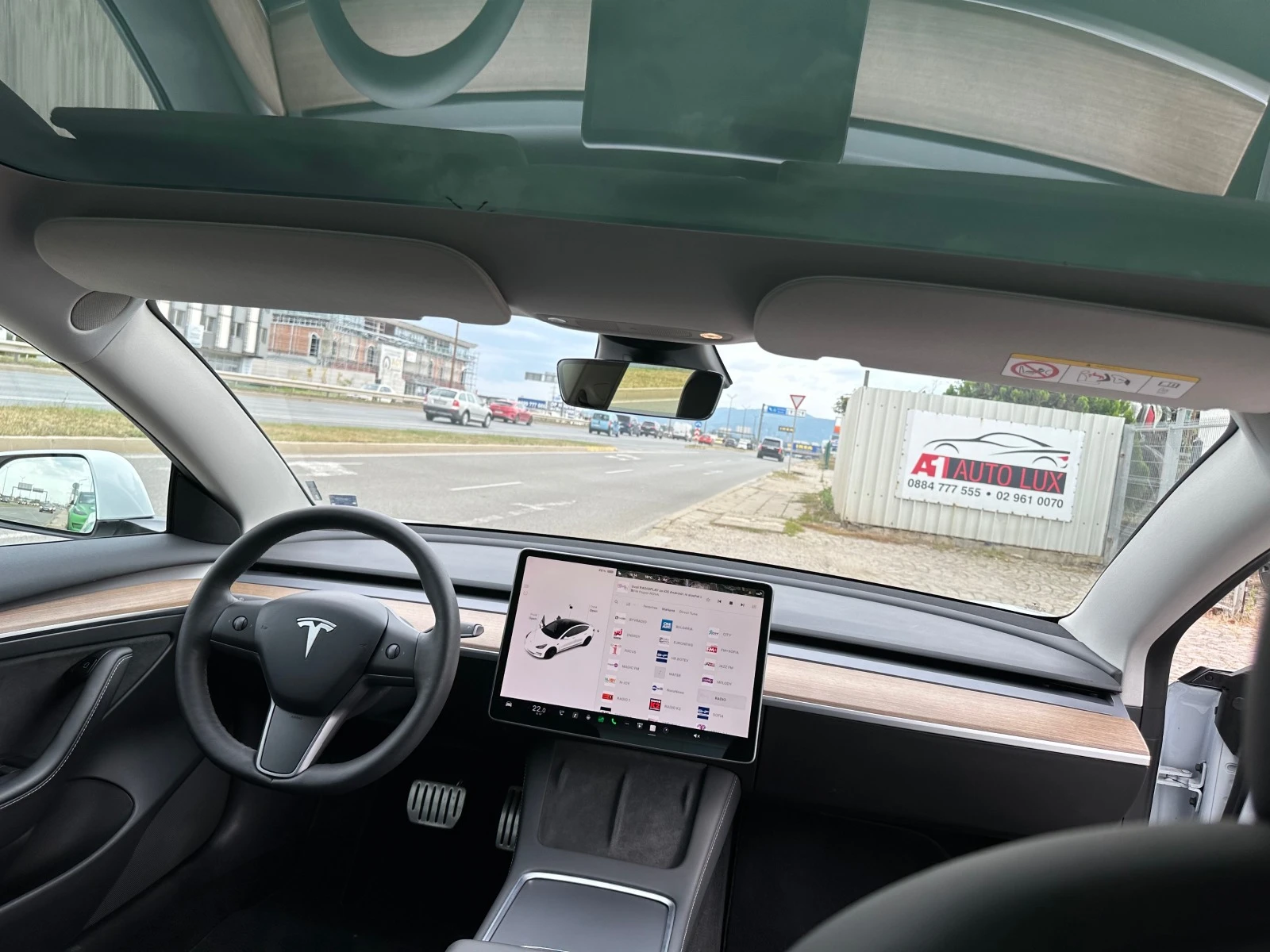 Tesla Model 3 5��, Rear-wheel drive, long range ��� Performance | Mobile.bg � ����������� 13