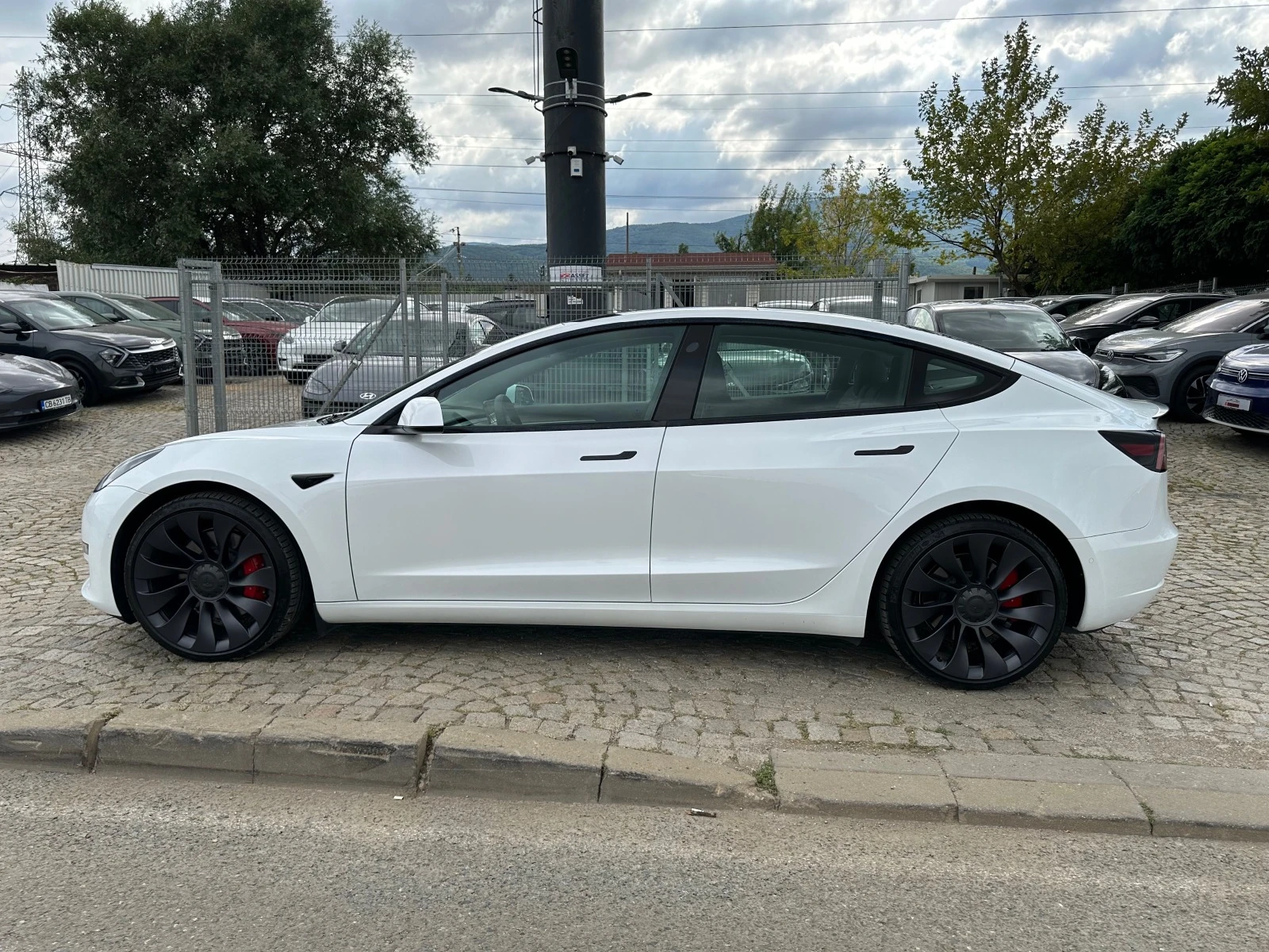 Tesla Model 3 5км, Rear-wheel drive, long range или Performance - изображение 5