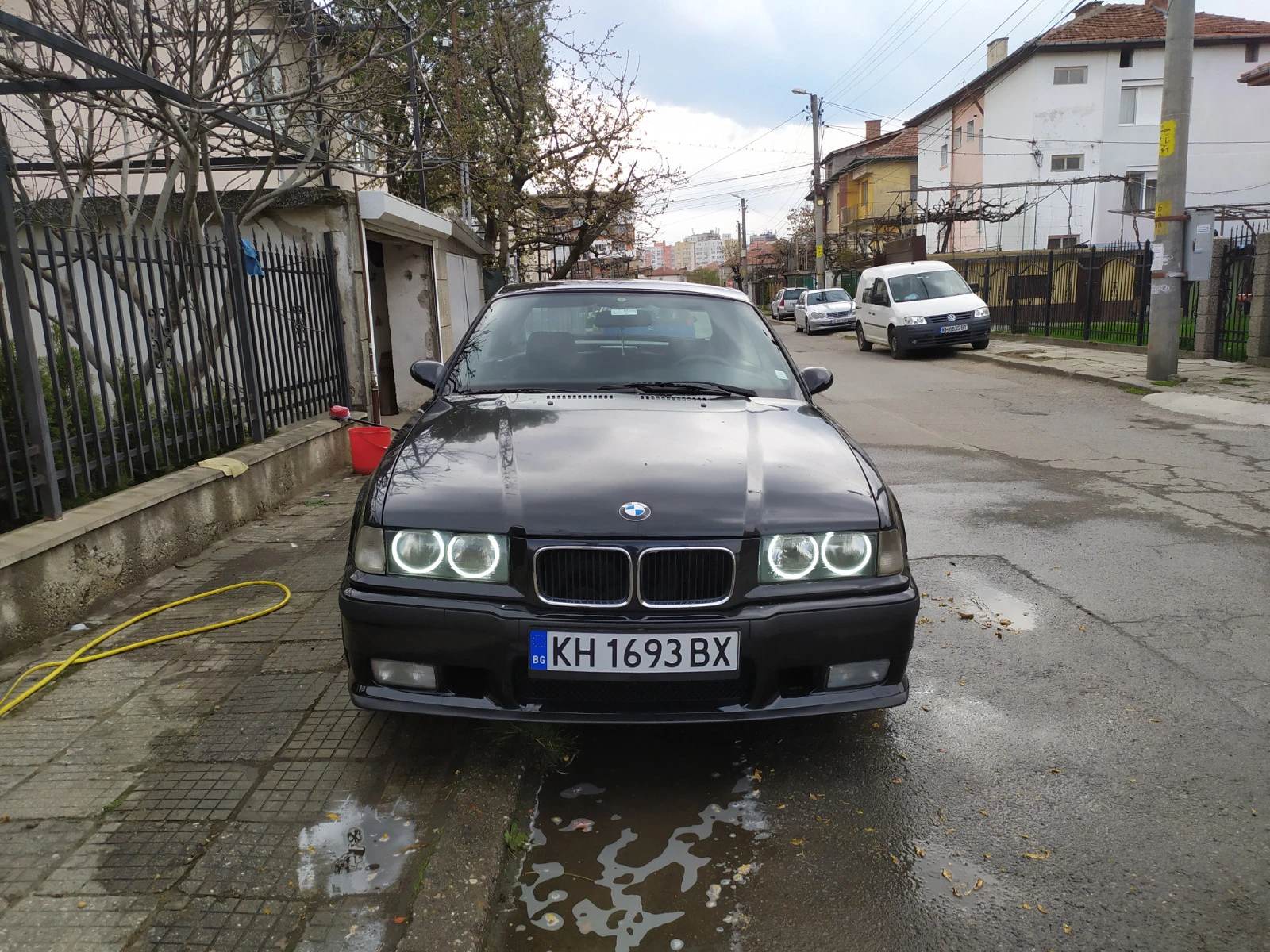 BMW 318  - изображение 2