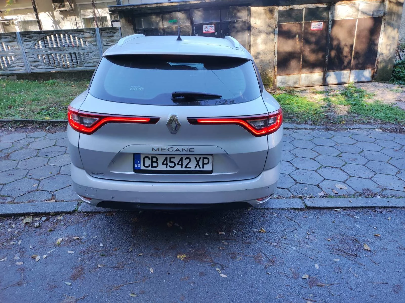 Renault Megane 1,5 DCI - изображение 3