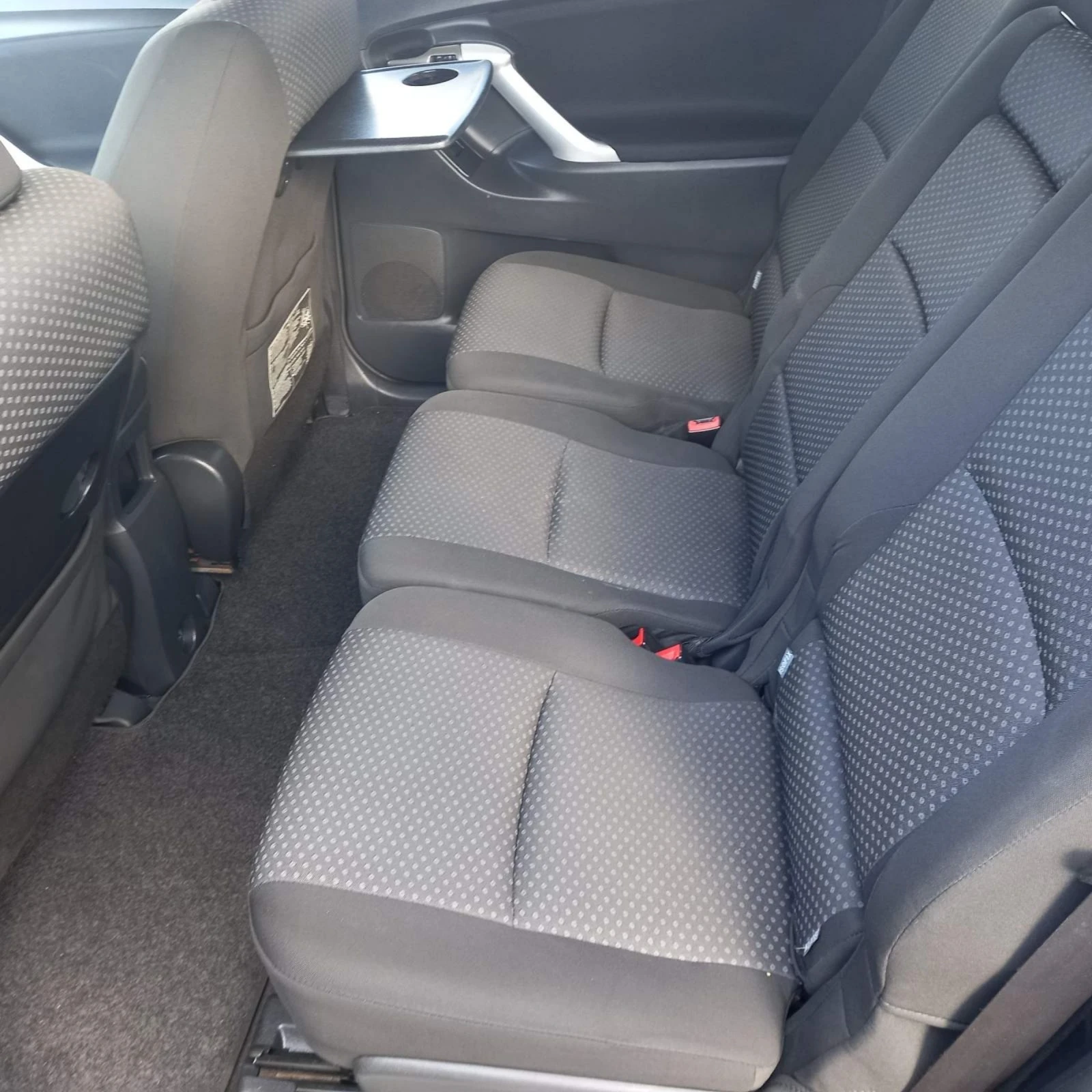 Toyota Corolla verso 2.0 D4D 126k.c. | Mobile.bg — изображение 13