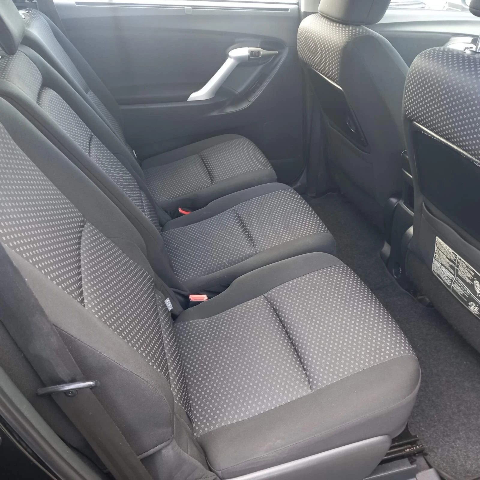 Toyota Corolla verso 2.0 D4D 126k.c. | Mobile.bg — изображение 11