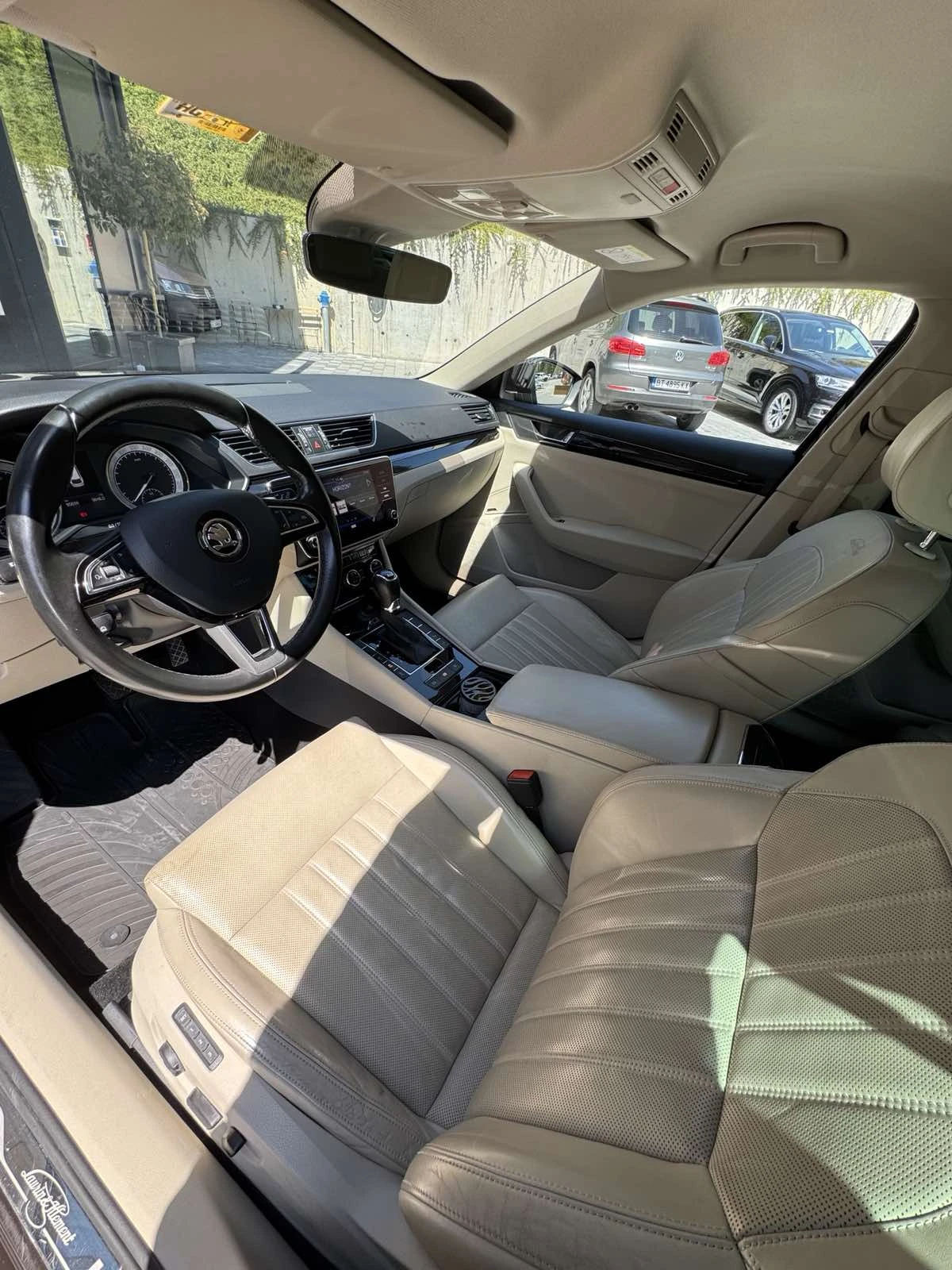 Skoda Superb 2.0 TSI L&K - изображение 10