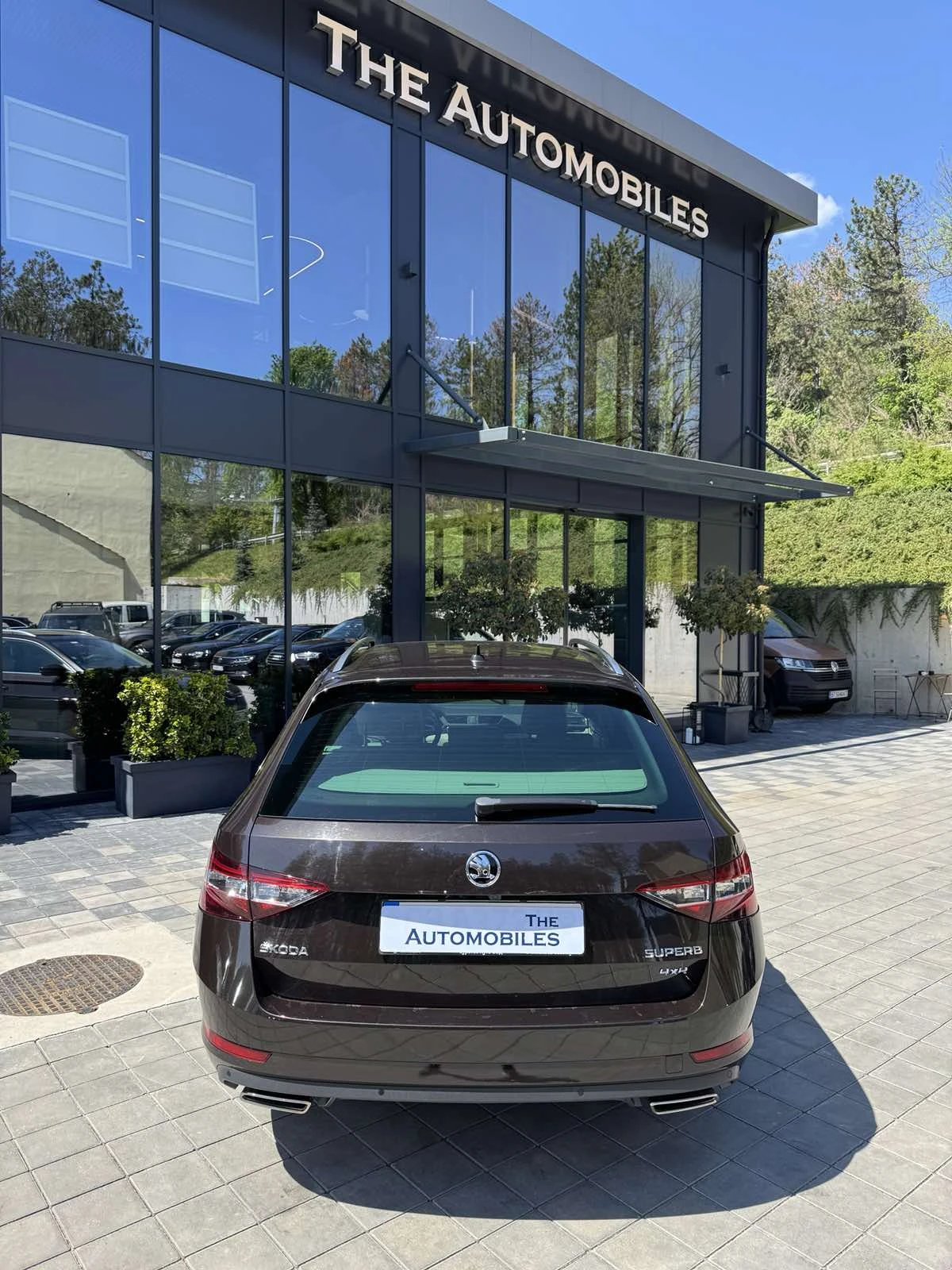 Skoda Superb 2.0 TSI L&K - изображение 5