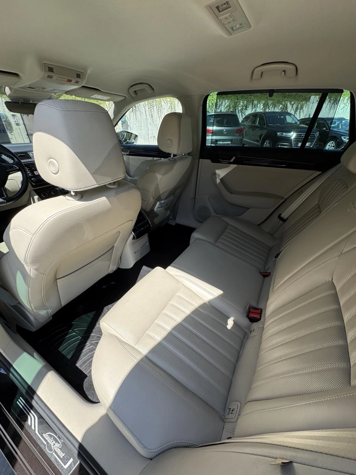 Skoda Superb 2.0 TSI L&K - изображение 9