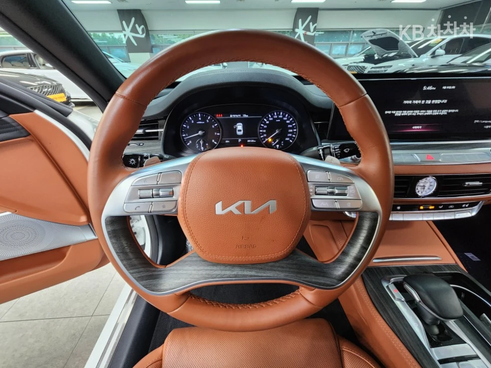 Kia K9 3.8 GDI AWD Platinum    . | Mobile.bg   11