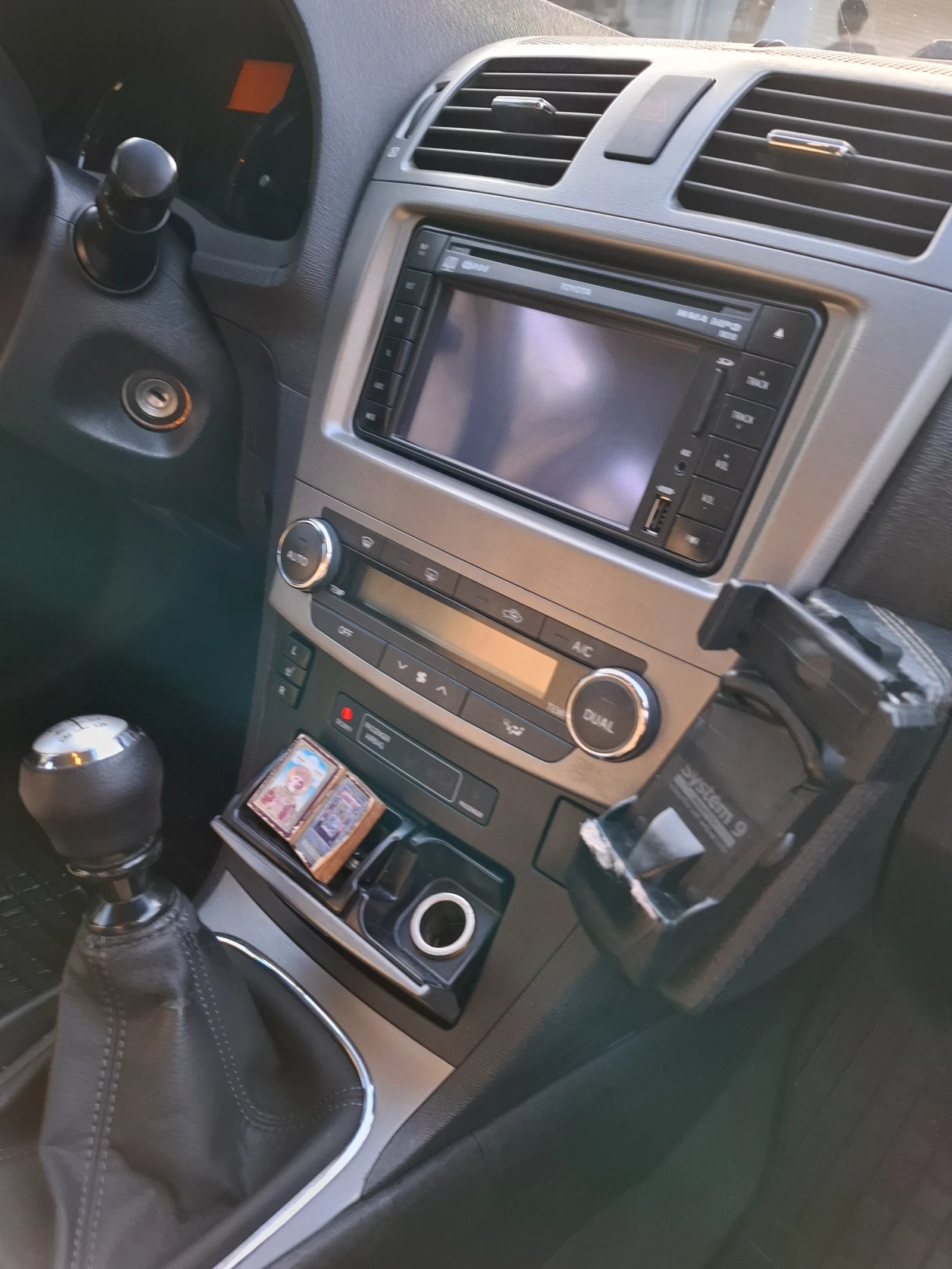 Toyota Avensis T27 - изображение 6