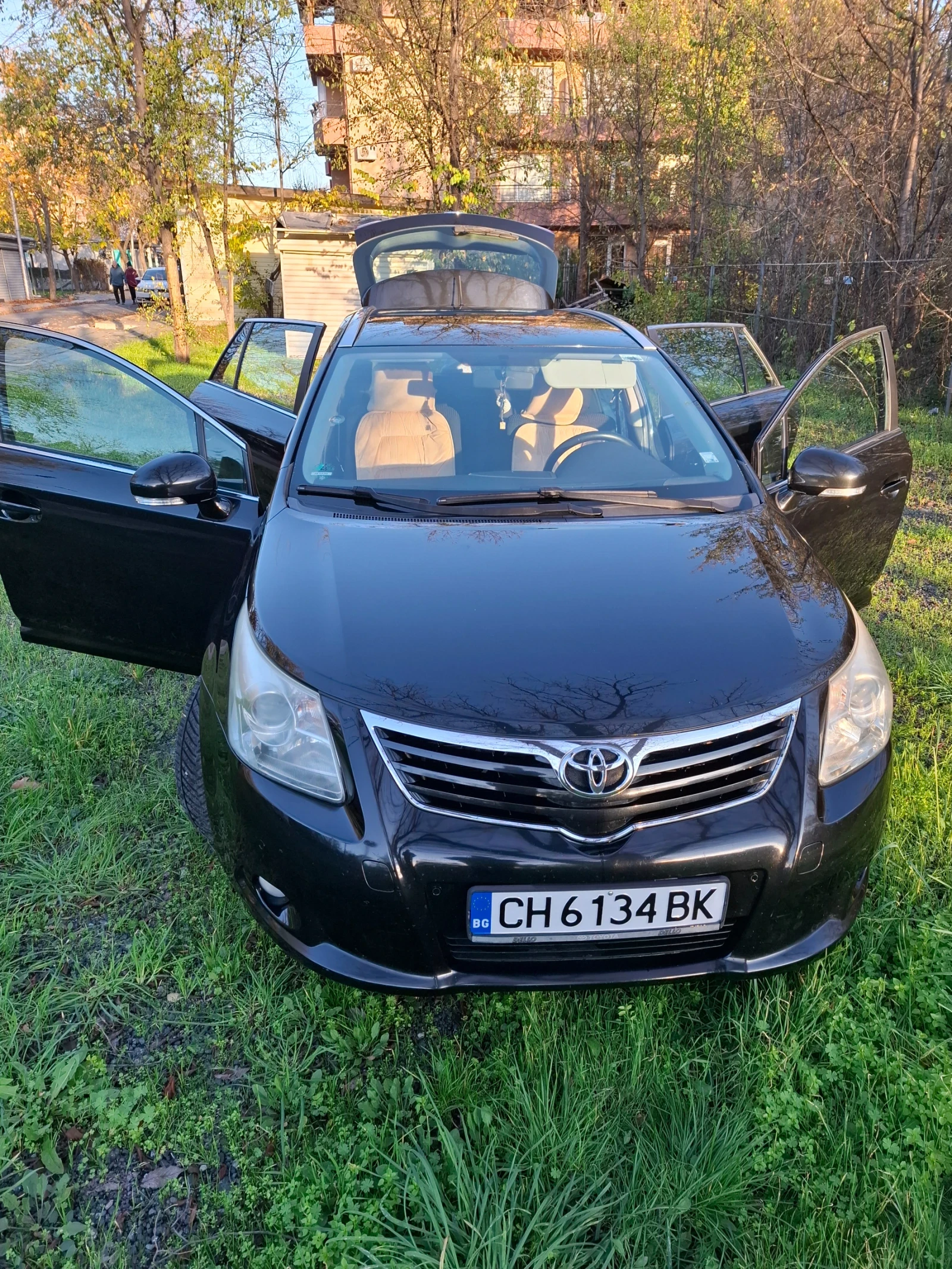 Toyota Avensis T27 - изображение 10