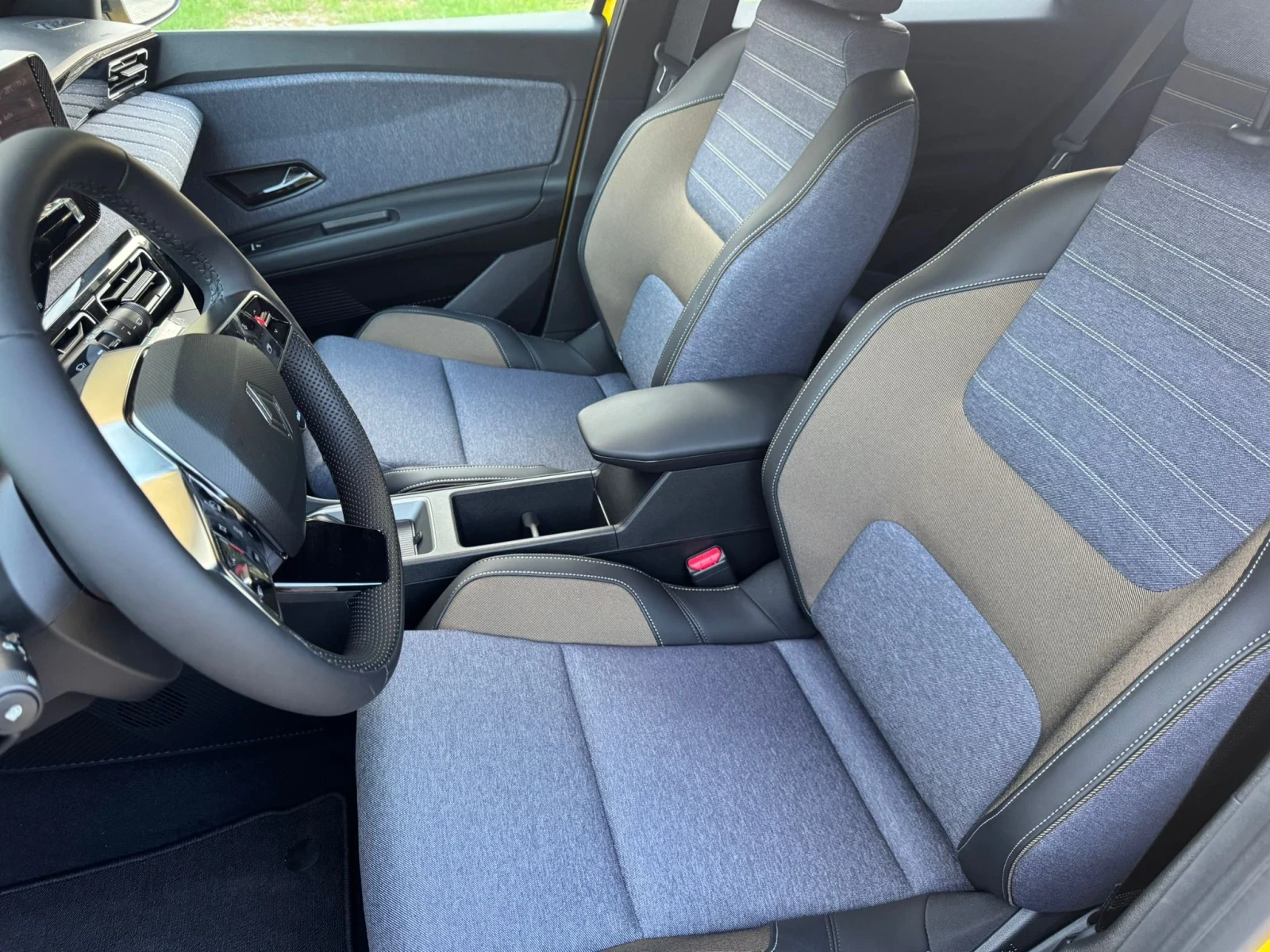 Renault 5 E-tech electric 52 kw  | Mobile.bg   11