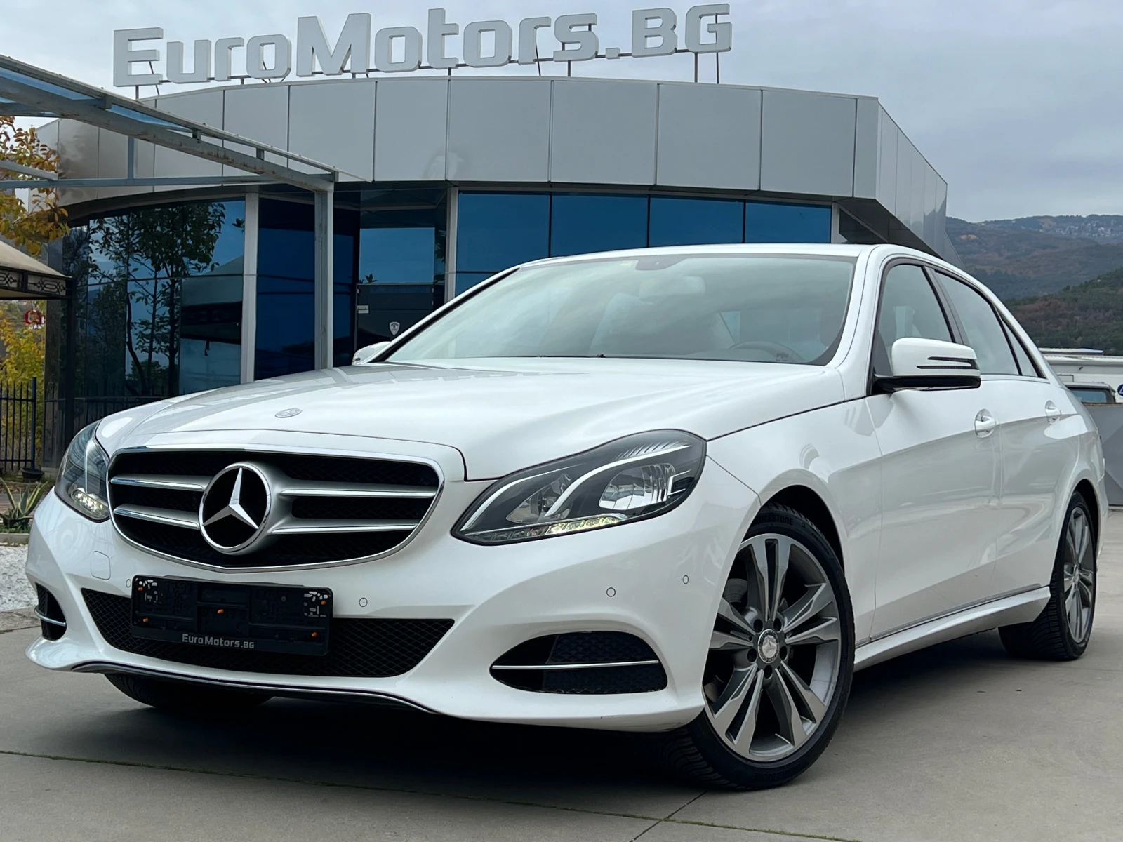 Mercedes-Benz E 220 CDI, BE, AVANTGARDE, FULL SERVICE- !!! | Mobile.bg   1