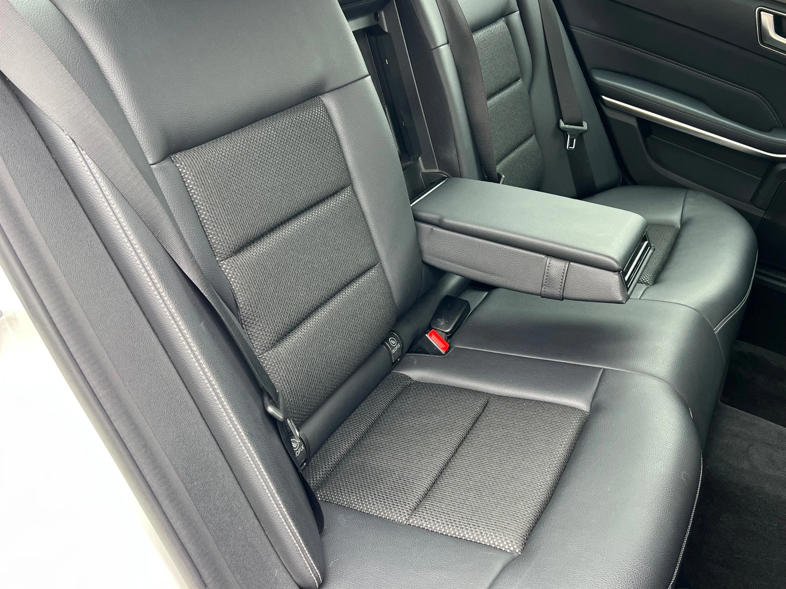 Mercedes-Benz E 220 CDI, BE, AVANTGARDE, FULL SERVICE- !!! | Mobile.bg   13