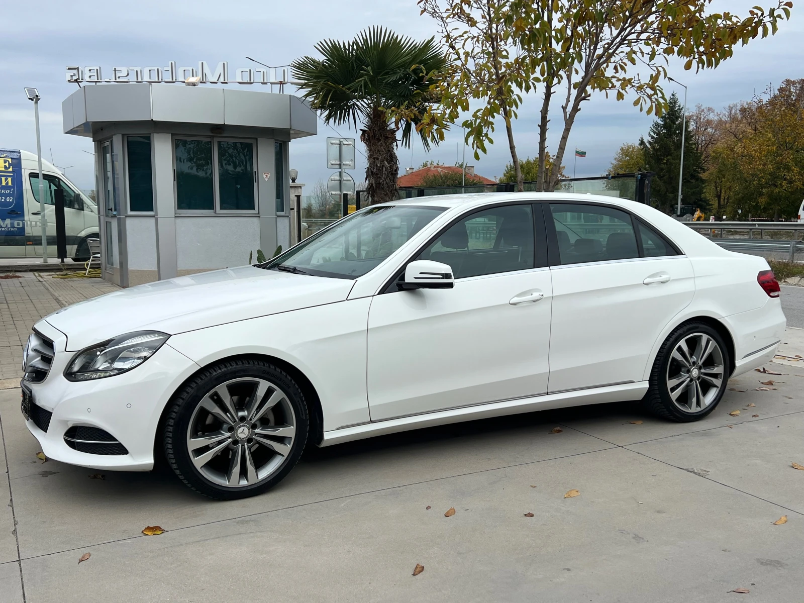 Mercedes-Benz E 220 CDI, BE, AVANTGARDE, FULL SERVICE- !!! | Mobile.bg   7